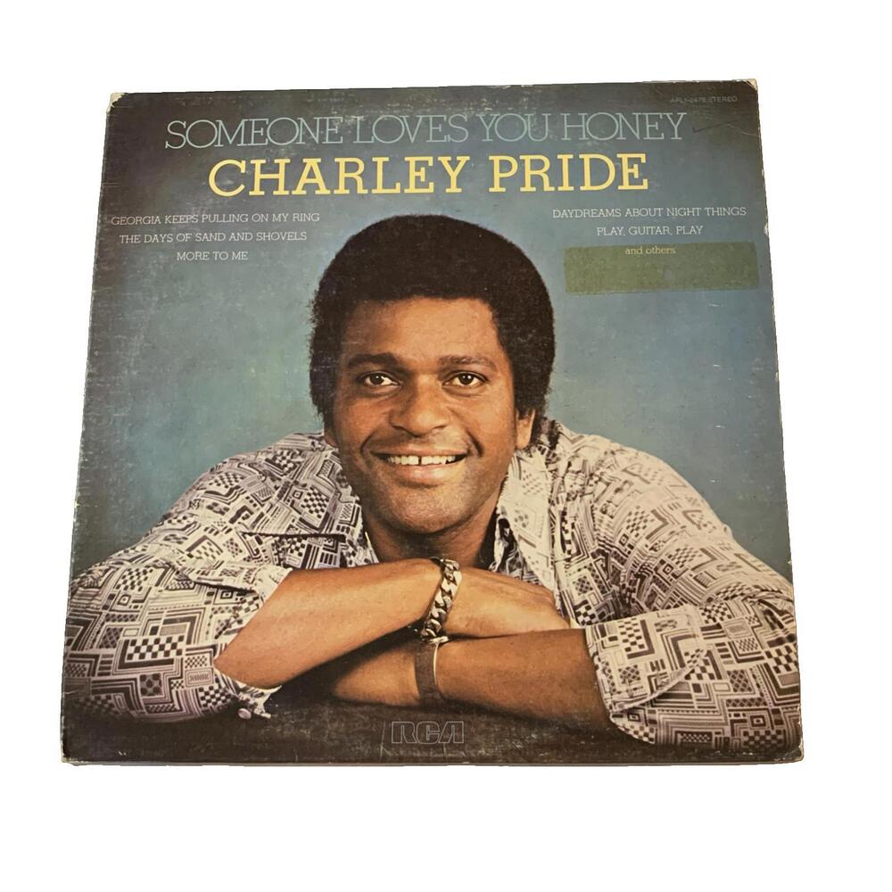 Charley Pride - Someone Loves You Honey (Vinyl Record)